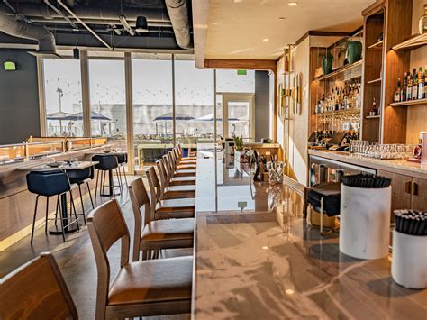 Mar muntanya - Earlier this year, Peterson stepped into the role of executive chef at Mar | Muntanya, a Spanish-inspired fine dining restaurant on the sixth floor of the Hyatt Regency Downtown (170 S. West ...